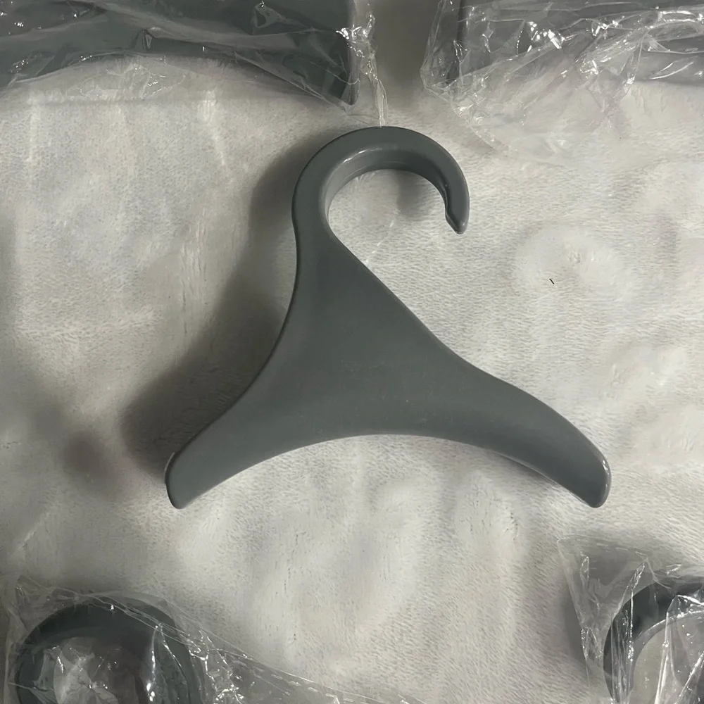 Set of 5 Gray Plastic Purse Hangers